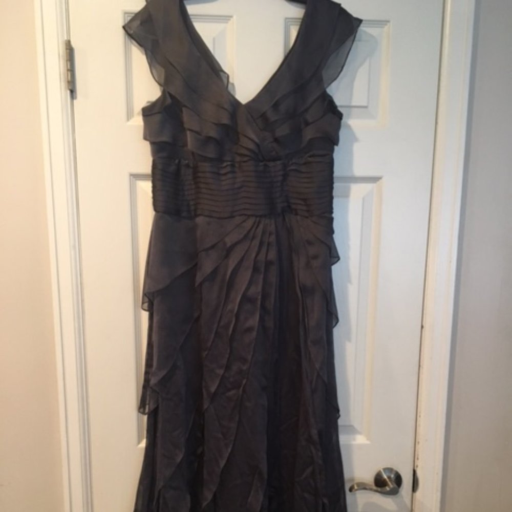 Adrianna Papell Evening Dress Size 12